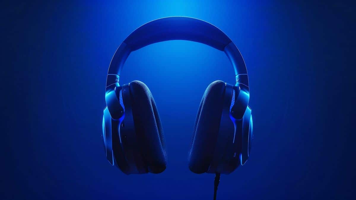 Compatibilidad con los auriculares PlayStation Pulse Explore para una experiencia de audio óptima.