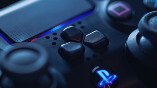 Comment obtenir gratuitement 15 jeux vidéo PS5 et PS4 ce mois-ci avec un abonnement PS+ ?