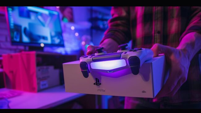 La PS5 Slim à moins de 400€ : La folle offre d'Amazon qui rendra tous les gamers fous de joie, comment en profiter ?