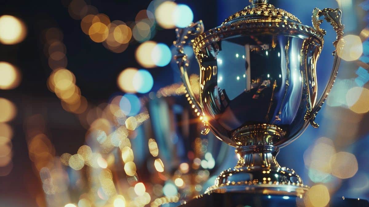 Closeup of Astro collecting shiny trophies.