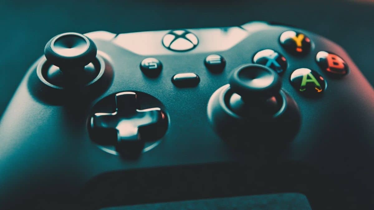 Malgré des années tumultueuses, un analyste voit l'avenir du combat des consoles Xbox sous un jour optimiste : "Les ventes de PlayStation révèlent la présence marquante de Microsoft